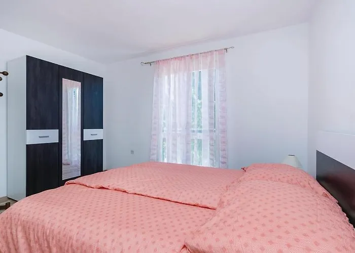 Holiday home Kira House *